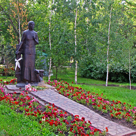 Памятник солдатской матери